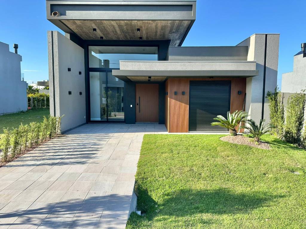 Casa em Condomínio 4 dormitórios para venda, Xangri-lá em Xangri-lá | Ref.: 12779