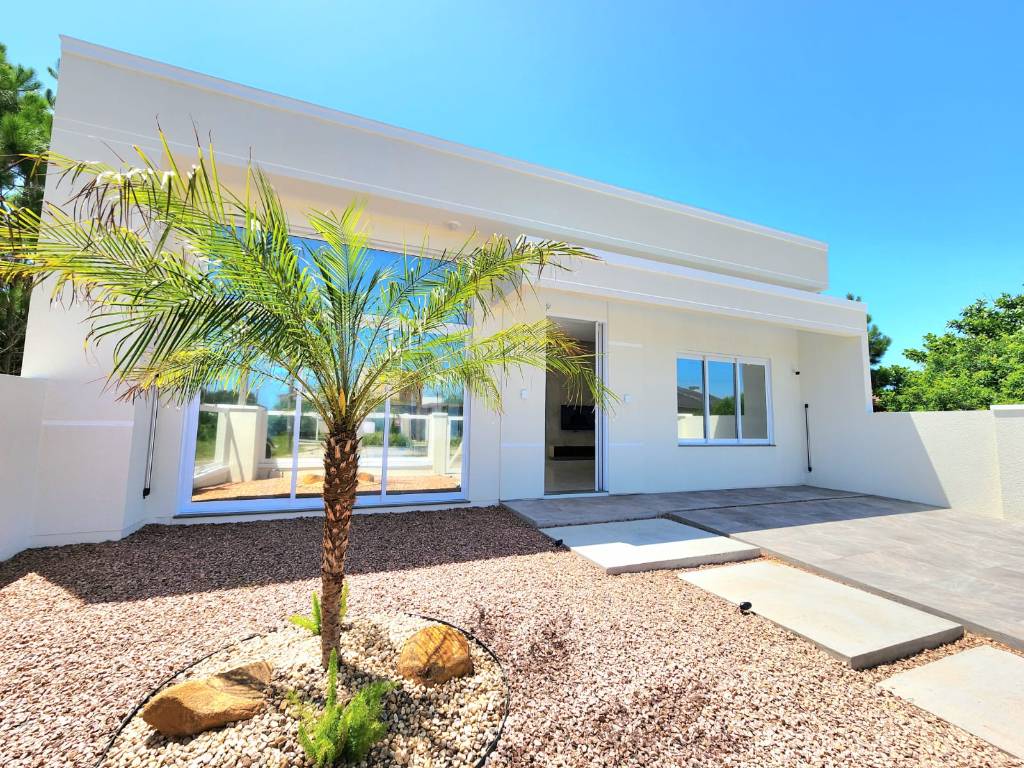 Casa 3 dormitórios para venda, Capão Novo em Capão da Canoa | Ref.: 15595