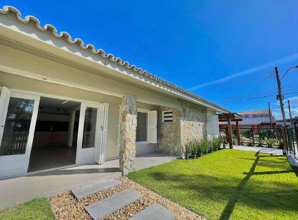 Casa 3 dormitórios para venda, Centro em Xangri-lá | Ref.: 16971