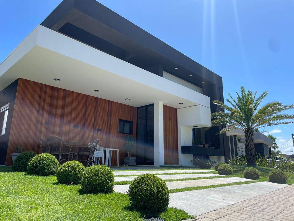 Casa em Condomínio 4 dormitórios para venda, Centro em Xangri-lá | Ref.: 17990