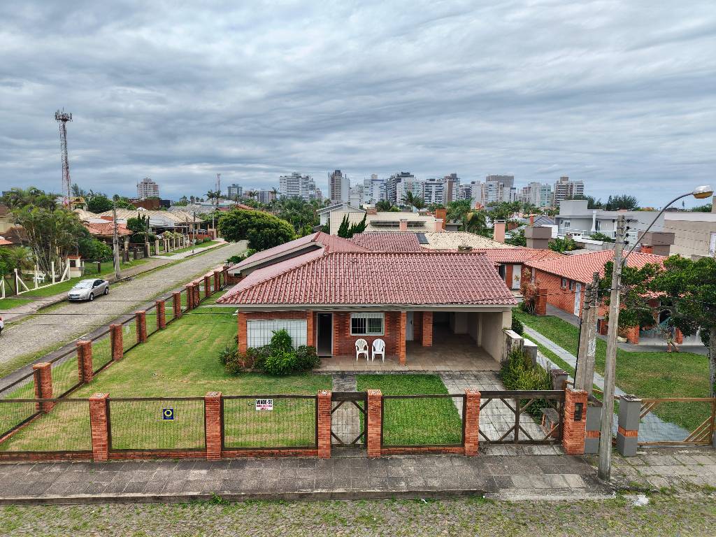 Casa 7 dormitórios para venda, Centro em Xangri-lá | Ref.: 18555
