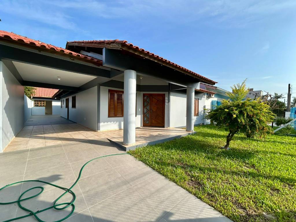 Casa 3 dormitórios para venda, Centro em Capão da Canoa | Ref.: 18597